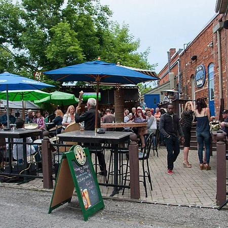 The Harbourfront Inn Sainte-Catherine 외부 사진