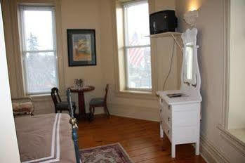 The Harbourfront Inn Sainte-Catherine 외부 사진